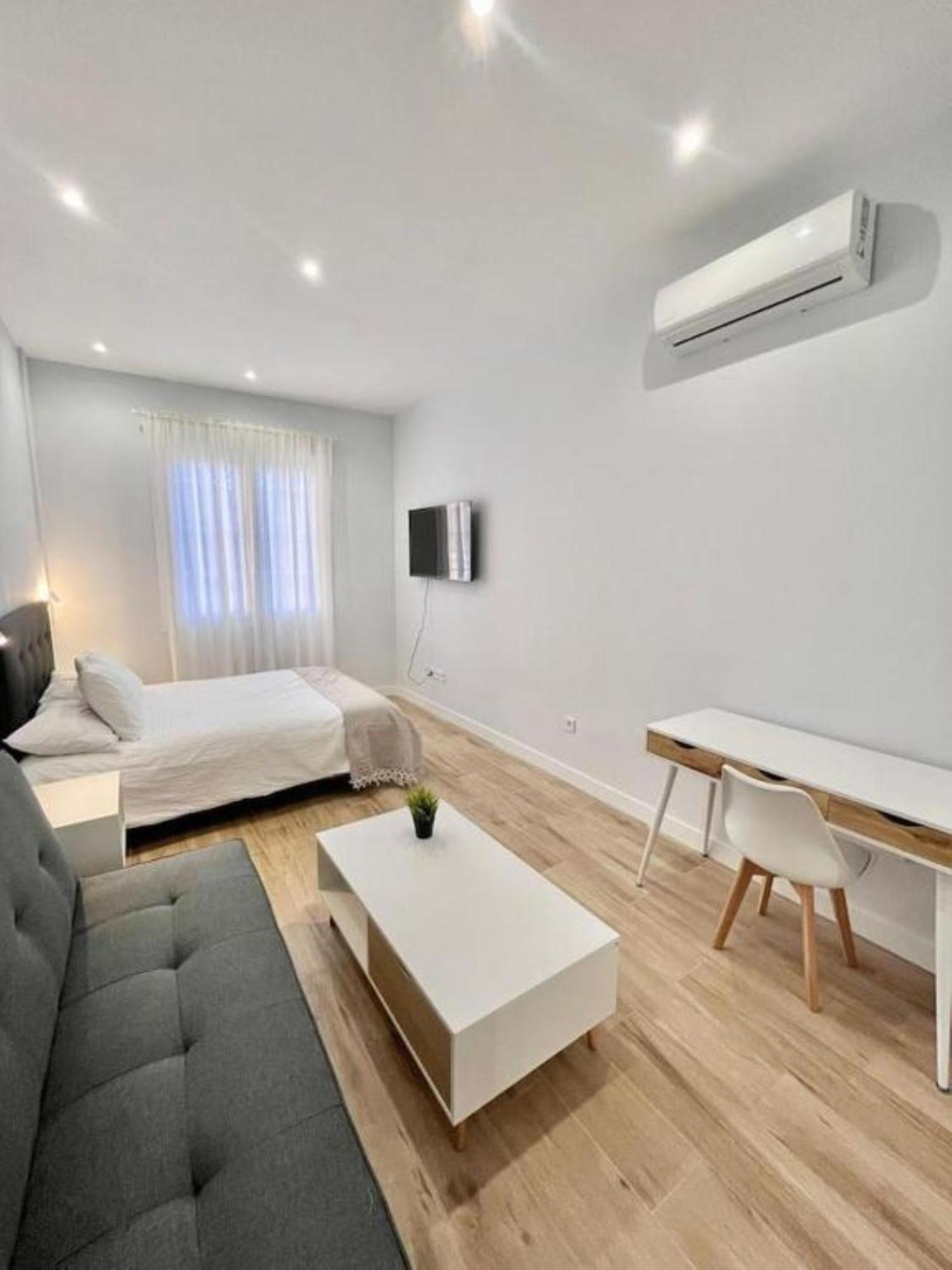 Relajate Con Estilo Cerca De Ifema Apartamento